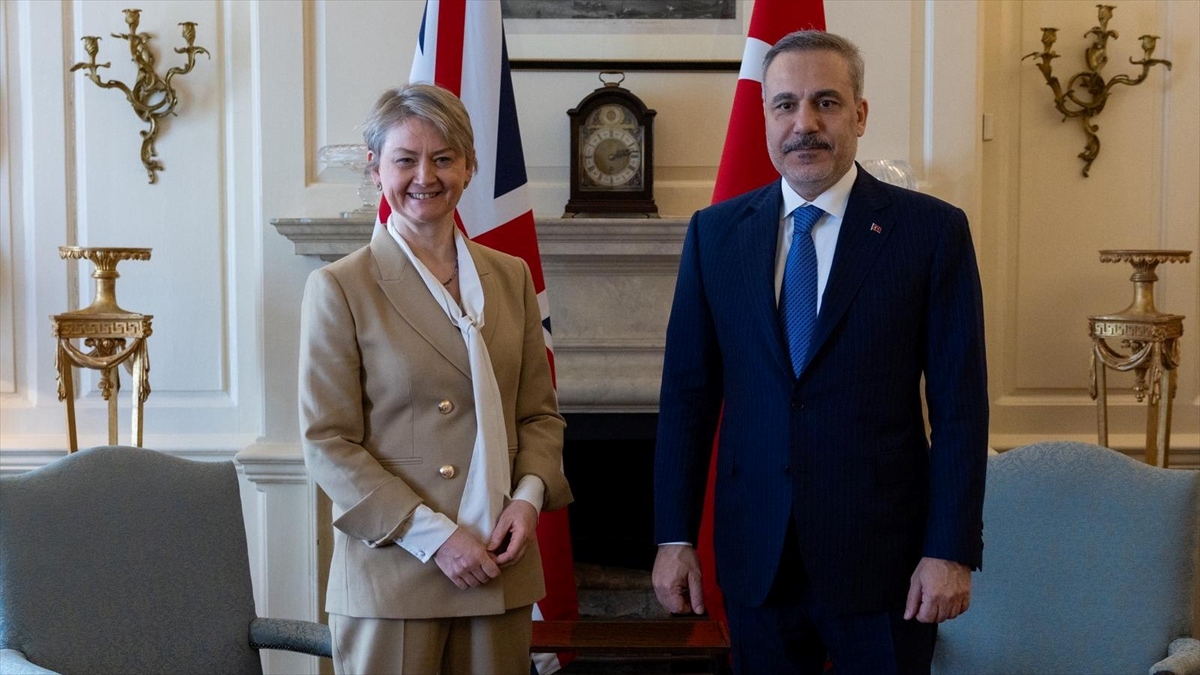 Türkiye ile İngiltere arasında “Stratejik Ortaklık Çerçeve Belgesi” imzalandı