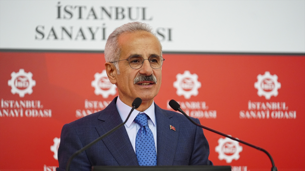 Ulaştırma ve Altyapı Bakanı Uraloğlu: Şu anda Türkiye’de net olarak bir jet yakıtı problemi yoktur
