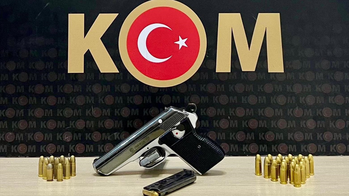 Yılın ilk çeyreğinde 25 bin 580 ruhsatsız silah ele geçirildi