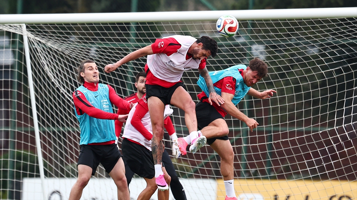A Milli Futbol Takımı, 2026 Dünya Kupası hazırlıklarını sürdürdü A Milli Futbol Takımı, 2026 Dünya Kupası hazırlıklarını sürdürdü