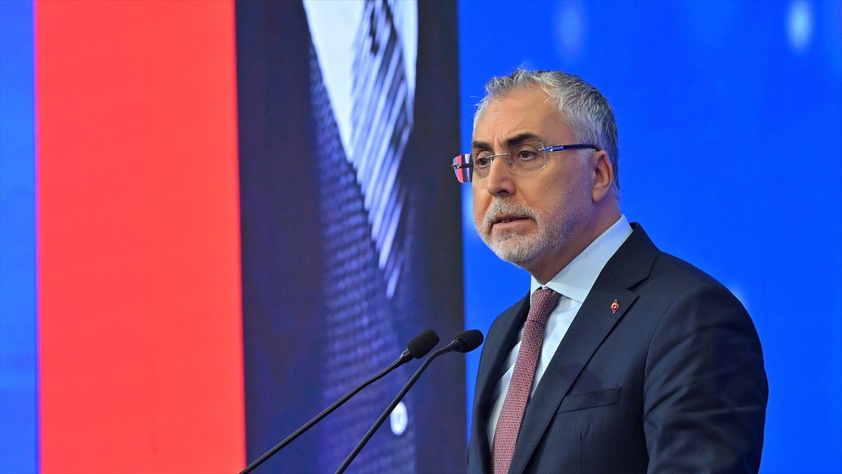 Bakan Işıkhan’dan Sosyal Güvenlik Haftası paylaşımı