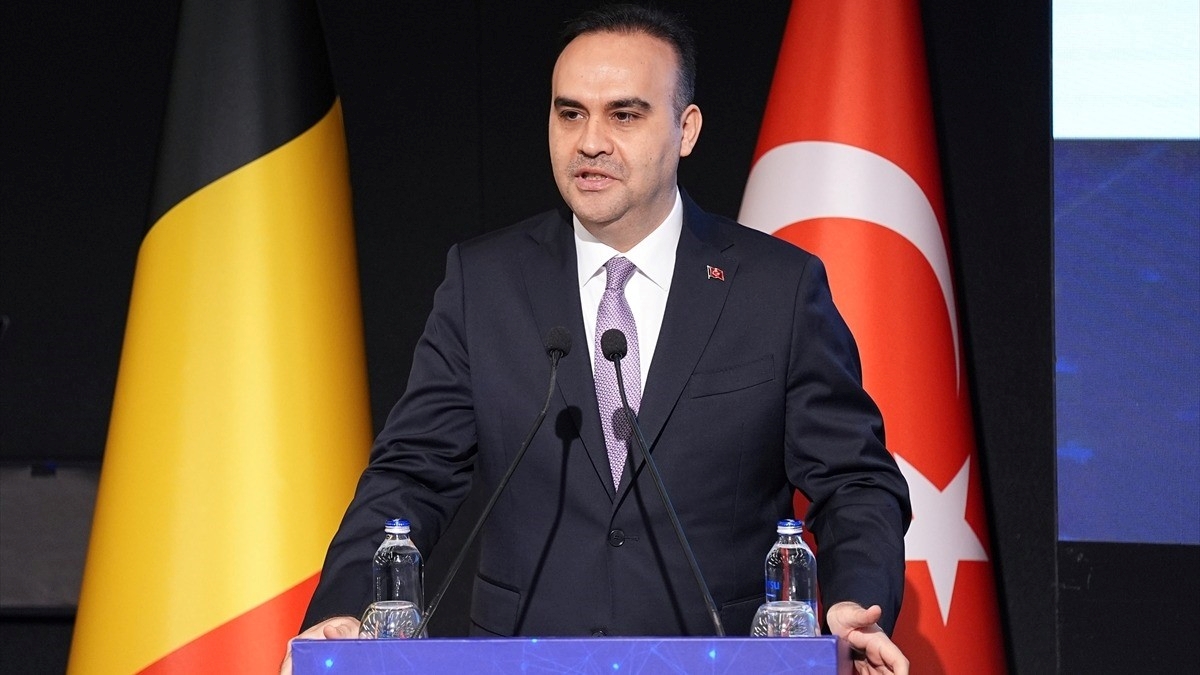 Bakan Kacır: Türkiye, Avrupa için güvenilir, yetenekli ve tamamlayıcı bir ortak