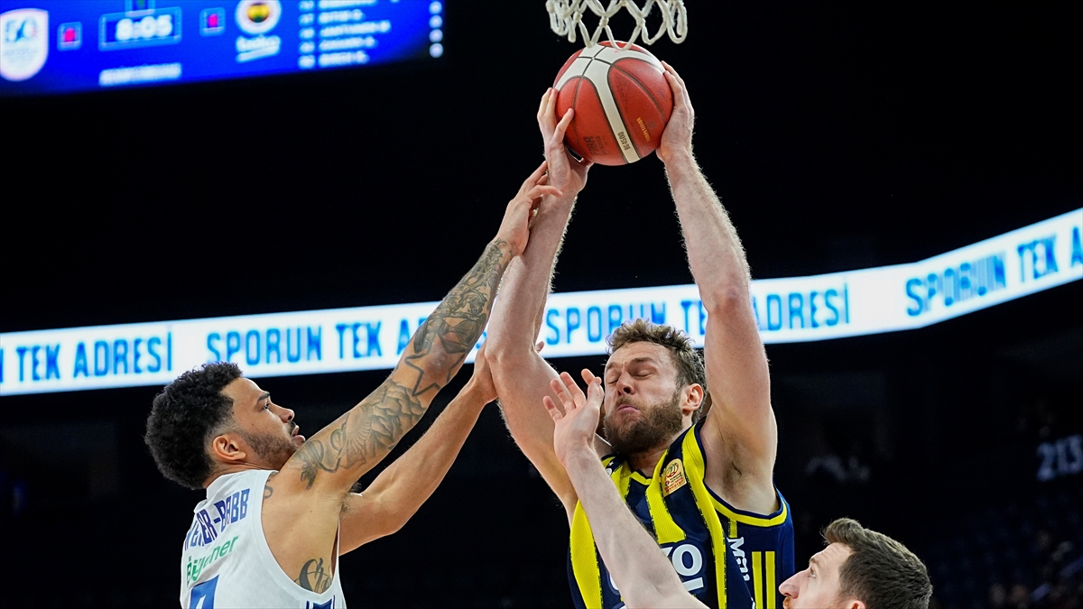 Basketbol Süper Ligi’nde çeyrek final mücadelesi yarın başlayacak Basketbol Süper Ligi’nde çeyrek final mücadelesi yarın başlayacak