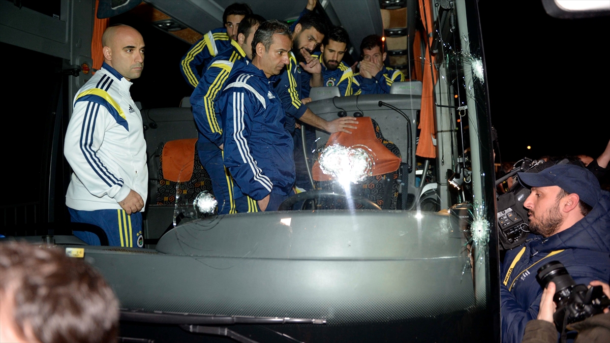 Fenerbahçe otobüsüne saldırı dosyası yeniden ele alınacak Fenerbahçe otobüsüne saldırı dosyası yeniden ele alınacak
