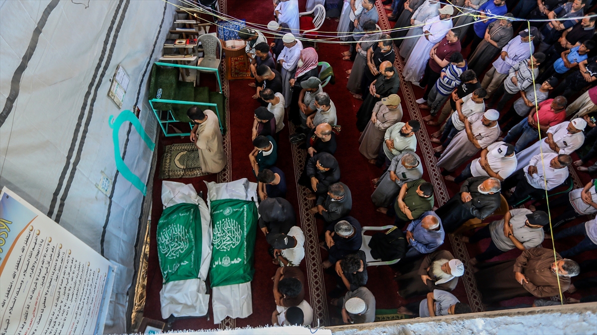 İsrail’in Kurban Bayramı’nda Gazze’ye düzenlediği saldırılarda 33 Filistinli yaşamını yitirdi İsrail’in Kurban Bayramı’nda Gazze’ye düzenlediği saldırılarda 33 Filistinli yaşamını yitirdi