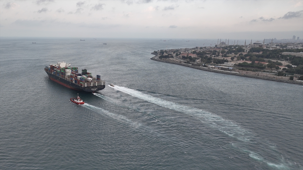 İstanbul Boğazı’ndan yılın ilk çeyreğinde 9 bin 195 gemi geçti
