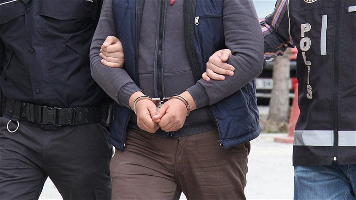 İstanbul merkezli 3 ilde “change” araç operasyonunda 16 şüpheli yakalandı