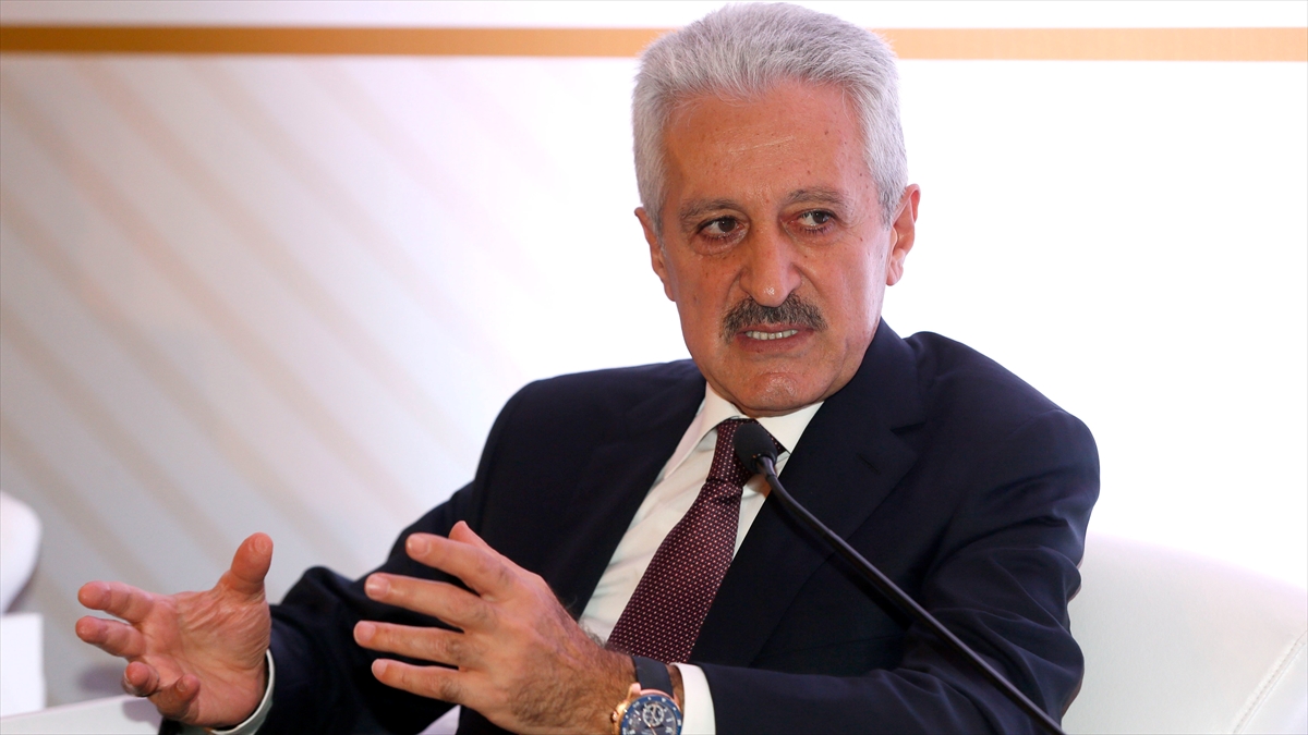 Mehmet Ali Aydınlar, Fenerbahçe Kulübünde başkan adayı olmayacağını açıkladı