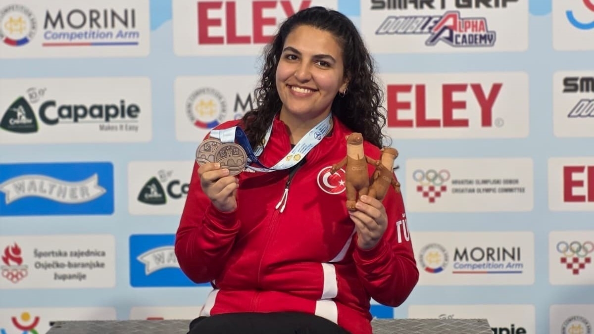 Milli atıcı Şevval İlayda Tarhan’dan Avrupa Şampiyonası’nda bronz madalya