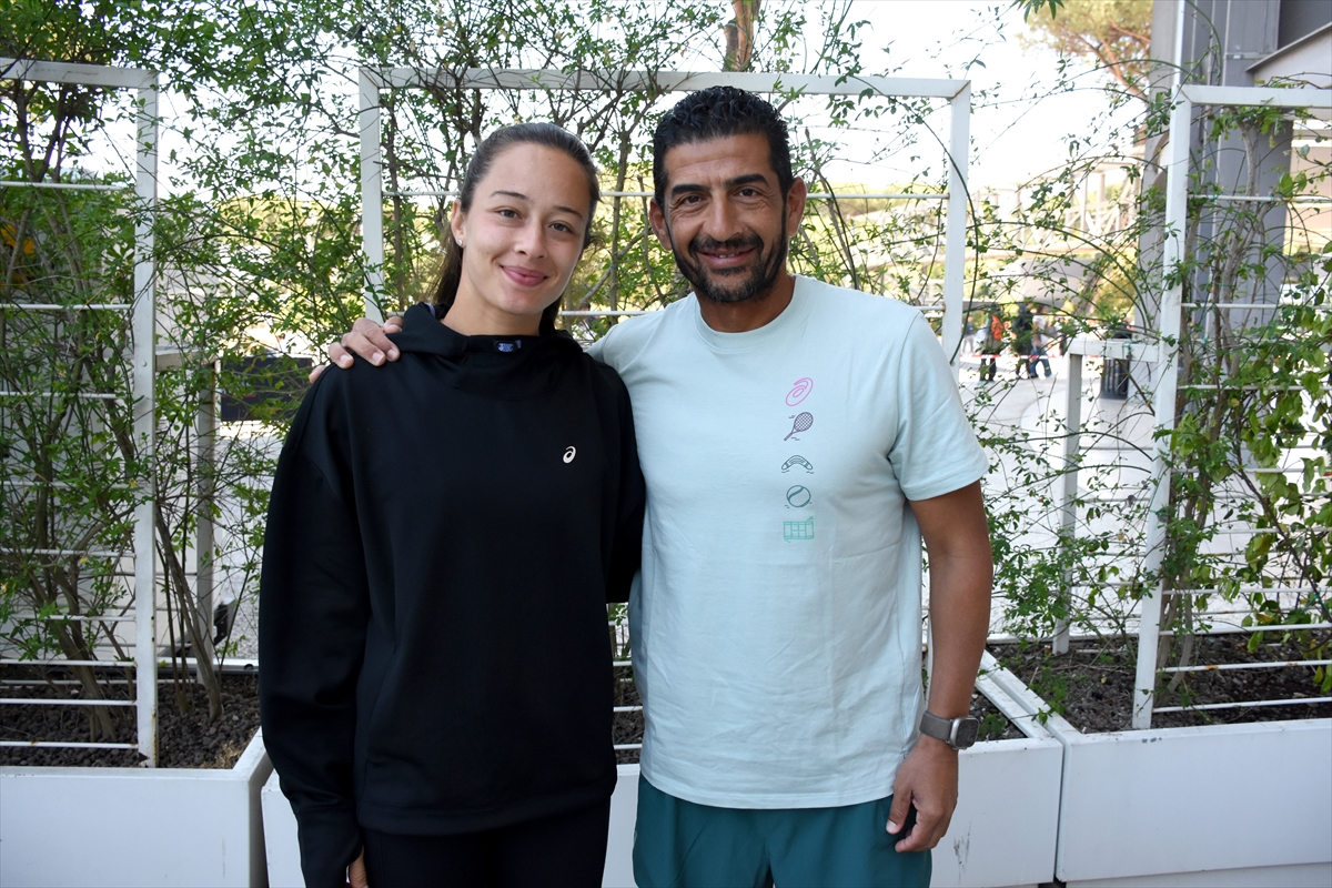 Milli tenisçi Zeynep Sönmez’in Tunuslu başantrenörü Jellali, oyuncusuna güveniyor