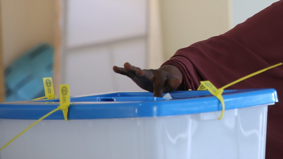 Somali’de ilk kez başkent Mogadişu dışında doğrudan seçimler yapılıyor