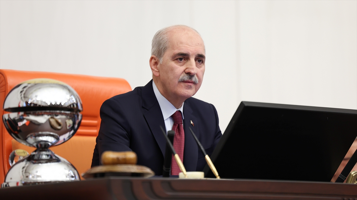 TBMM Başkanı Kurtulmuş: Gençlerimiz, istikbalimizin hem mimarı hem de en güvenilir teminatıdır TBMM Başkanı Kurtulmuş: Gençlerimiz, istikbalimizin hem mimarı hem de en güvenilir teminatıdır