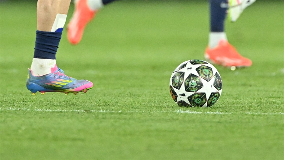 UEFA Şampiyonlar Ligi finalinde PSG ile Arsenal yarın Macaristan’da karşılaşacak UEFA Şampiyonlar Ligi finalinde PSG ile Arsenal yarın Macaristan’da karşılaşacak