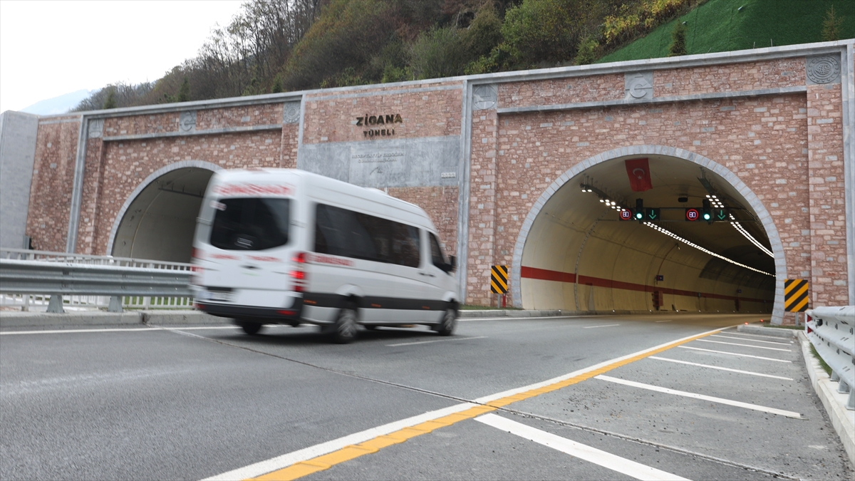 Zigana Tüneli’ni üç yılda 5 milyondan fazla araç kullandı