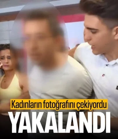 Metrobüste kadınların gizlice fotoğrafını çeken şahsı vatandaşlar yakaladı… Metrobüste kadınların gizlice fotoğrafını çeken şahsı vatandaşlar yakaladı…