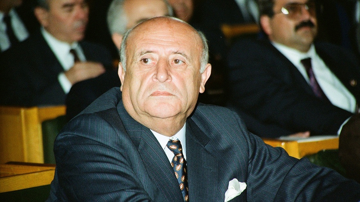 9. Cumhurbaşkanı Süleyman Demirel’in vefatının üzerinden 11 yıl geçti 9. Cumhurbaşkanı Süleyman Demirel’in vefatının üzerinden 11 yıl geçti