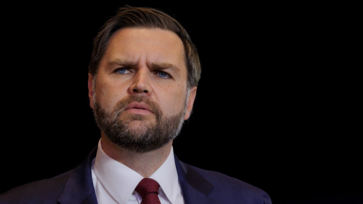 ABD Başkan Yardımcısı JD Vance, İran’la mutabakatı eleştiren İsrail kabinesine tepki gösterdi