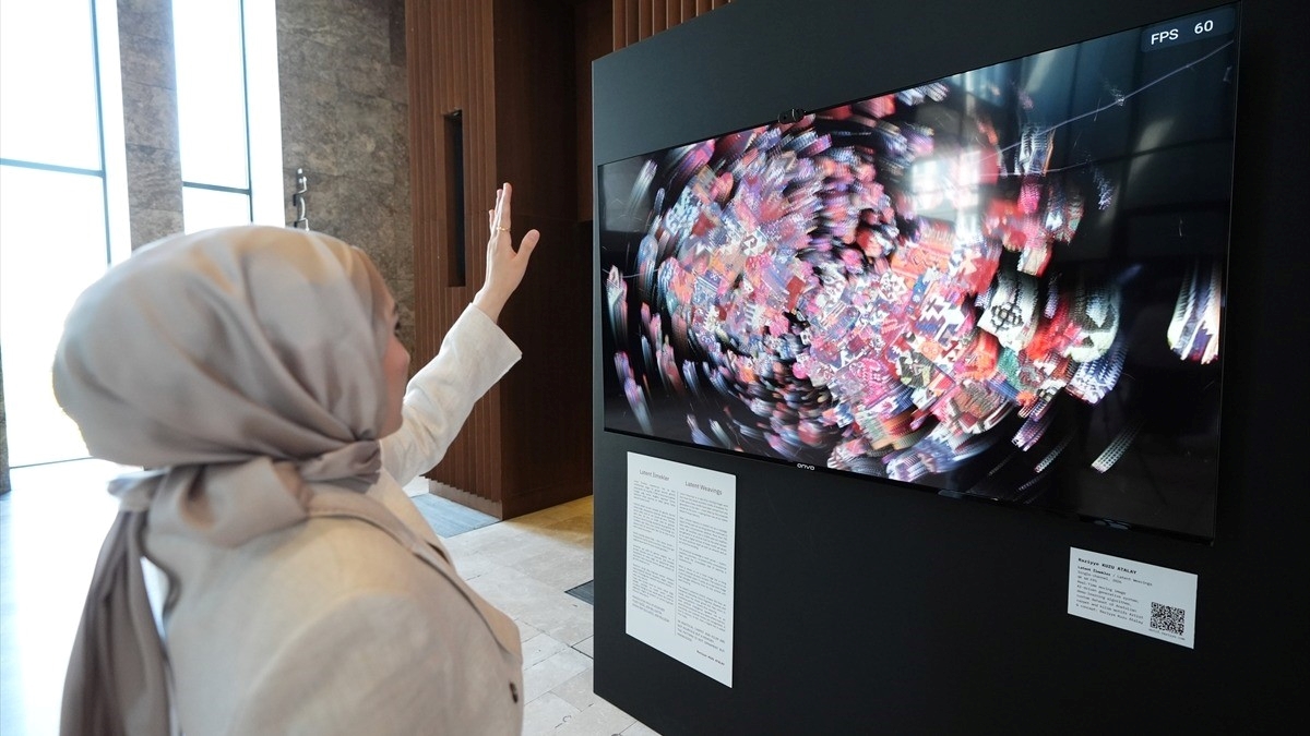Anadolu’nun dokuma hafızası yapay zekayla dijital sanat eserine dönüştü