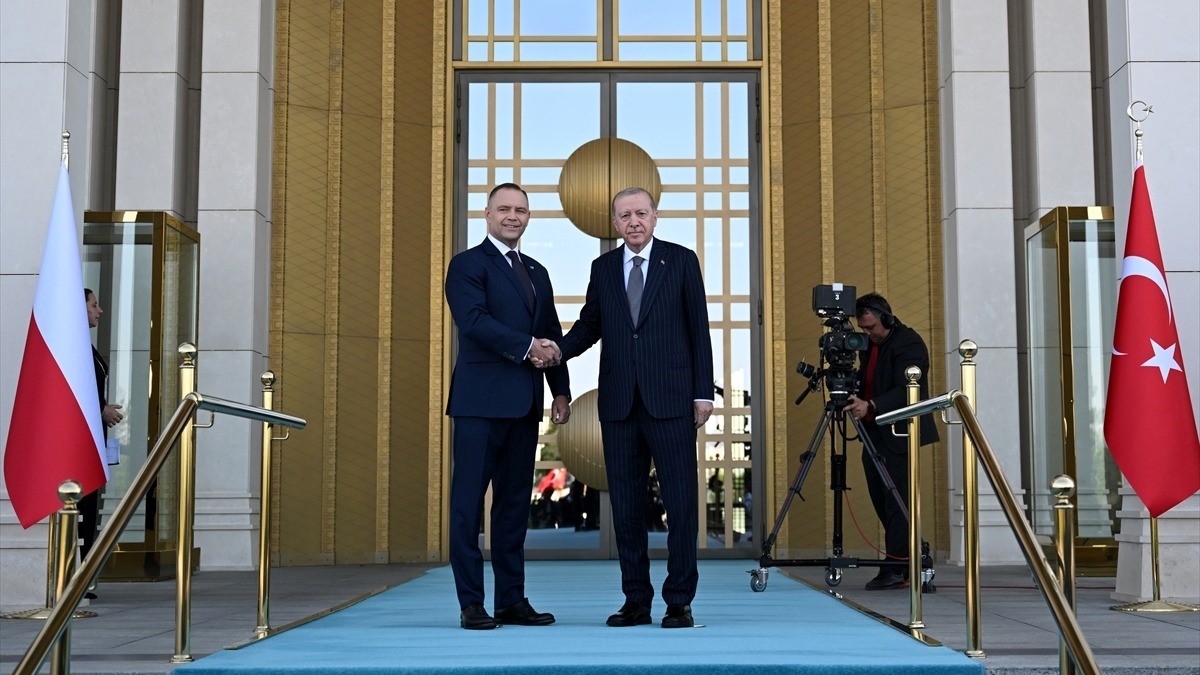 Cumhurbaşkanı Erdoğan, Polonya Cumhurbaşkanı Nawrocki’yi resmi törenle karşıladı Cumhurbaşkanı Erdoğan, Polonya Cumhurbaşkanı Nawrocki’yi resmi törenle karşıladı