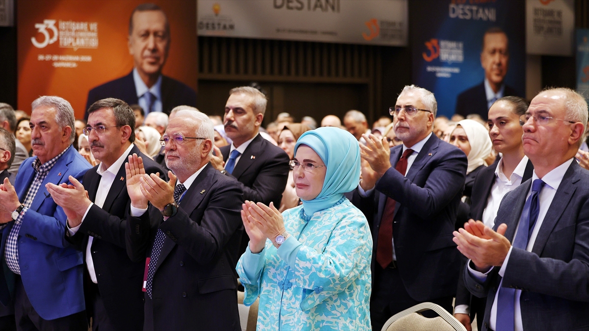 Emine Erdoğan’dan “AK Parti 33. İstişare ve Değerlendirme Toplantısı”na ilişkin paylaşım