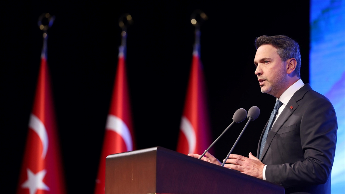 Enerji ve Tabii Kaynaklar Bakanı Bayraktar’dan “enerji arz güvenliği” açıklaması