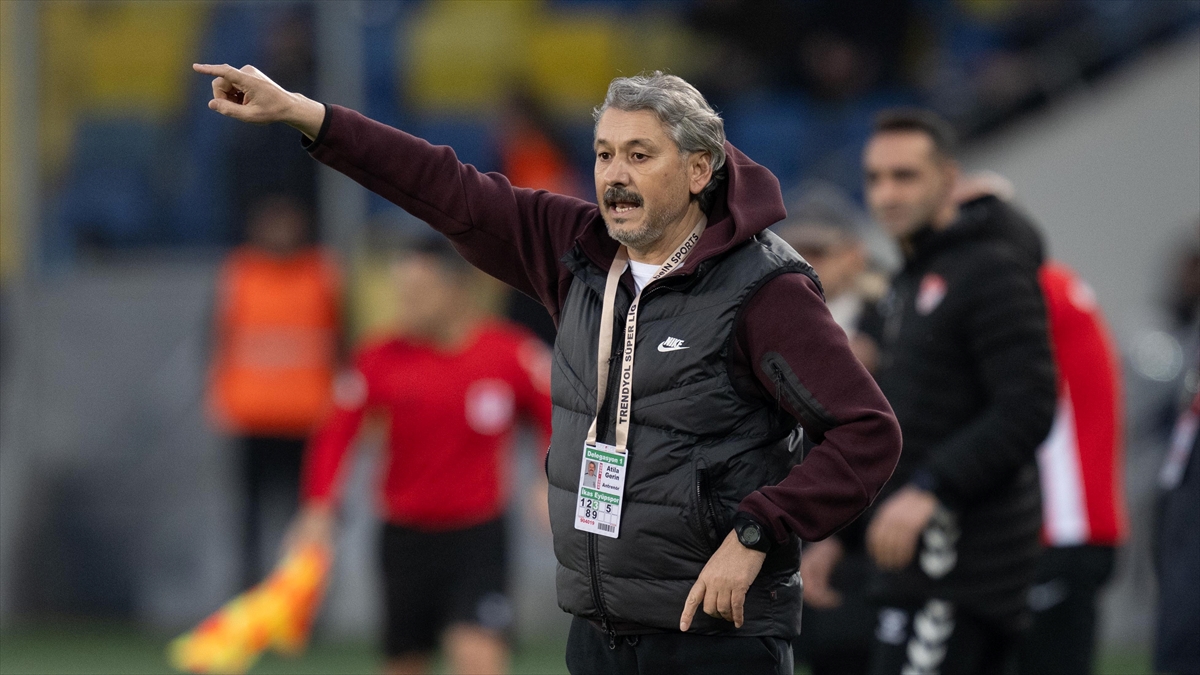 Eyüpspor’da teknik direktör Atila Gerin ile yollar ayrıldı Eyüpspor’da teknik direktör Atila Gerin ile yollar ayrıldı
