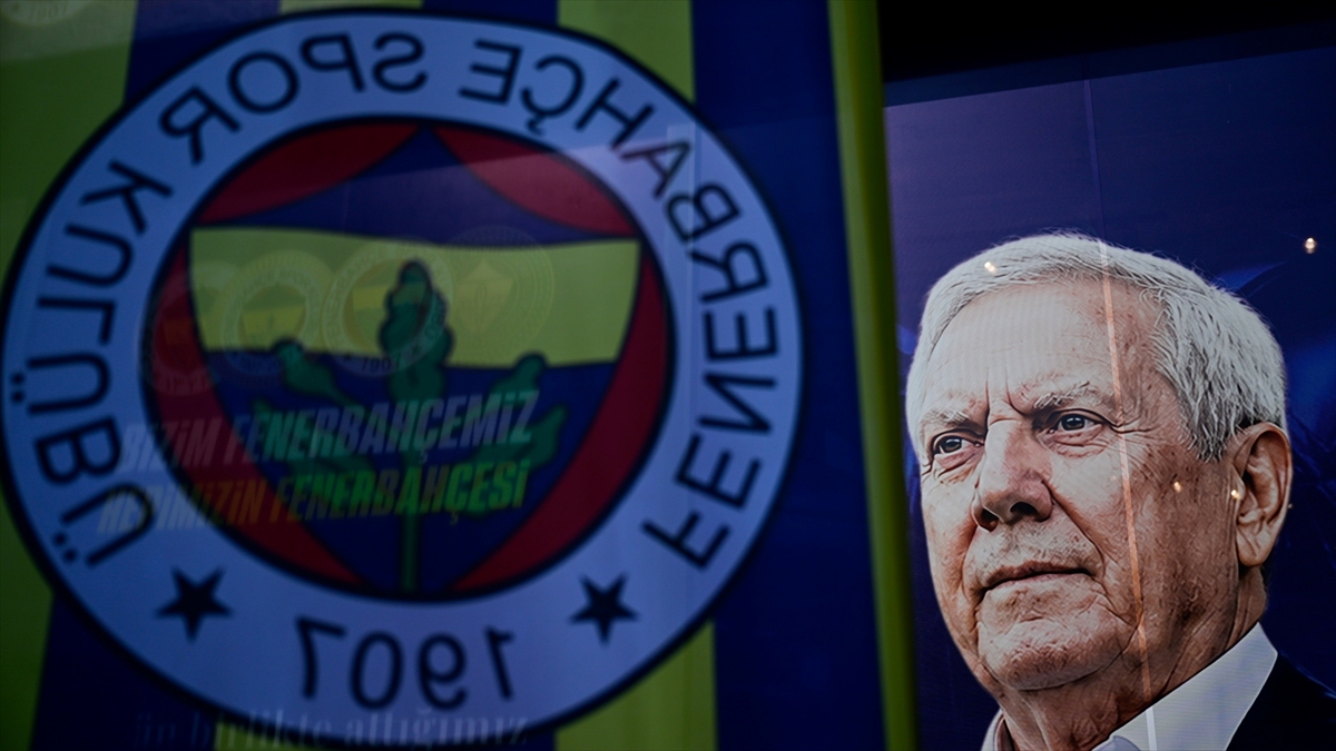 Fenerbahçe Kulübünde başkan adayı Aziz Yıldırım’ın listesi belli oldu