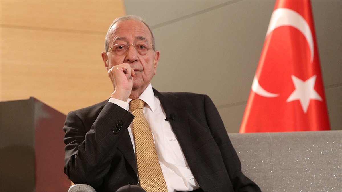 Gazeteci Mehmet Barlas vefatının üçüncü yılında anılıyor Gazeteci Mehmet Barlas vefatının üçüncü yılında anılıyor