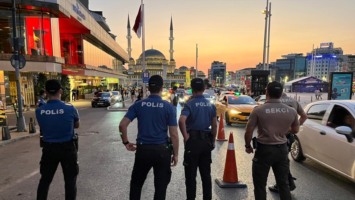 “Huzur İstanbul” uygulamasında 1018 şüpheli yakalandı