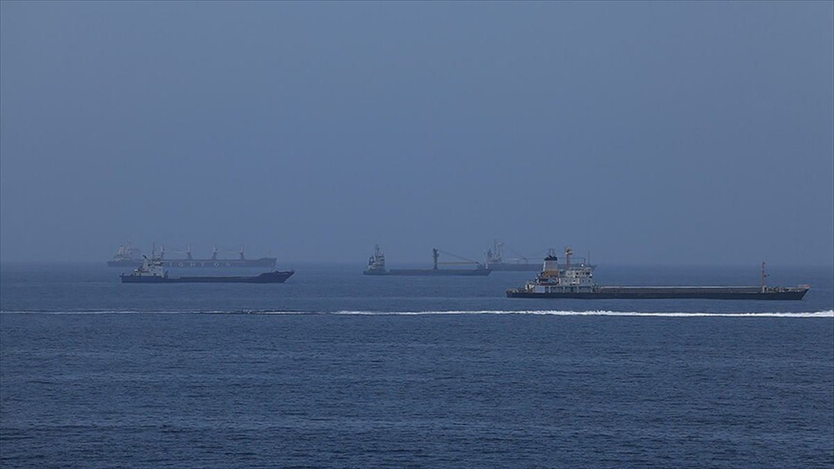 IMO: Körfez’deki tahliye durdurulmadan önce 115 gemiyle yaklaşık 2 bin 500 denizci tahliye edildi