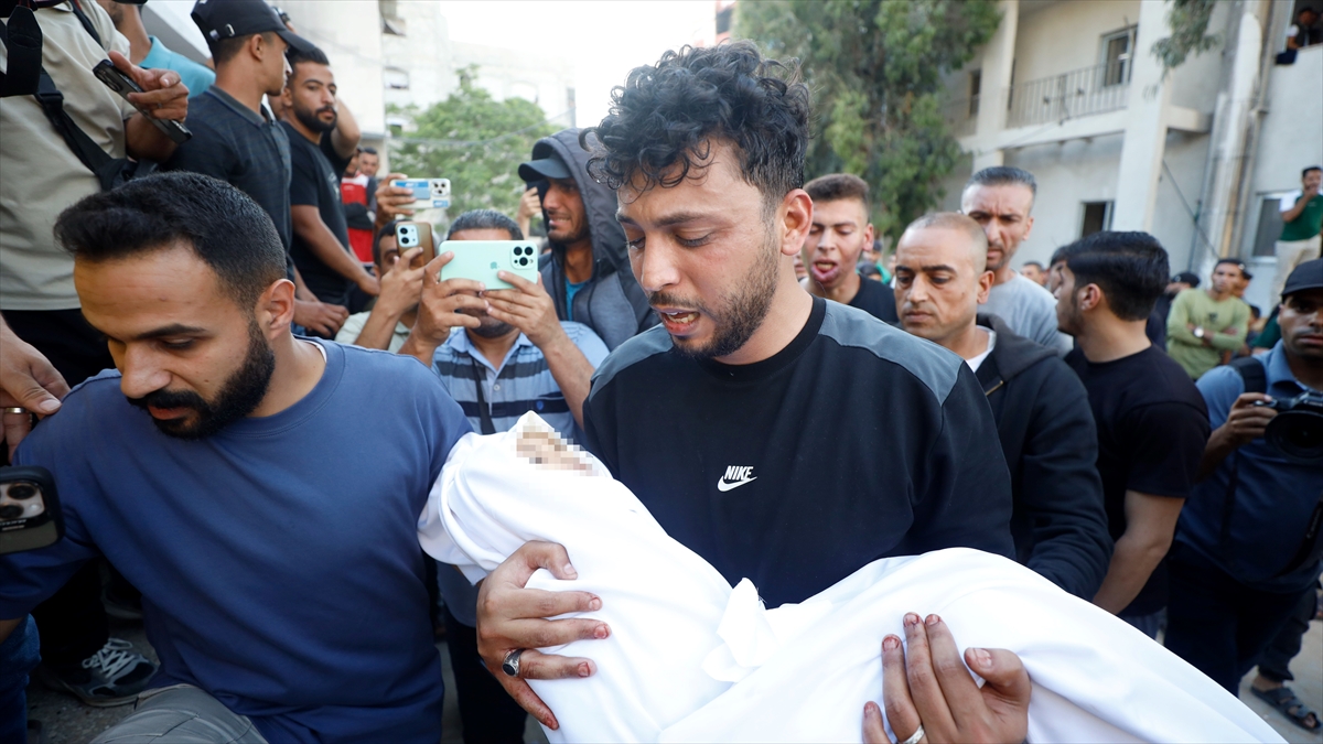 İsrail’in ateşkese rağmen Gazze’ye düzenlediği saldırılarda son 24 saatte 8 kişi hayatını kaybetti