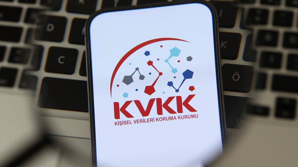 KVKK’den “mesai takibi için biyometrik veri işlenmesin” kararı