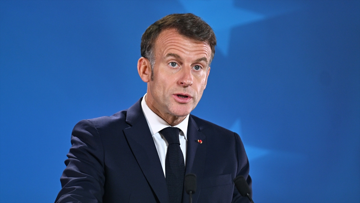 Macron, üçüncü ülkelerde “geri dönüş merkezleri oluşturulmasına” karşı olduğunu belirtti Macron, üçüncü ülkelerde “geri dönüş merkezleri oluşturulmasına” karşı olduğunu belirtti