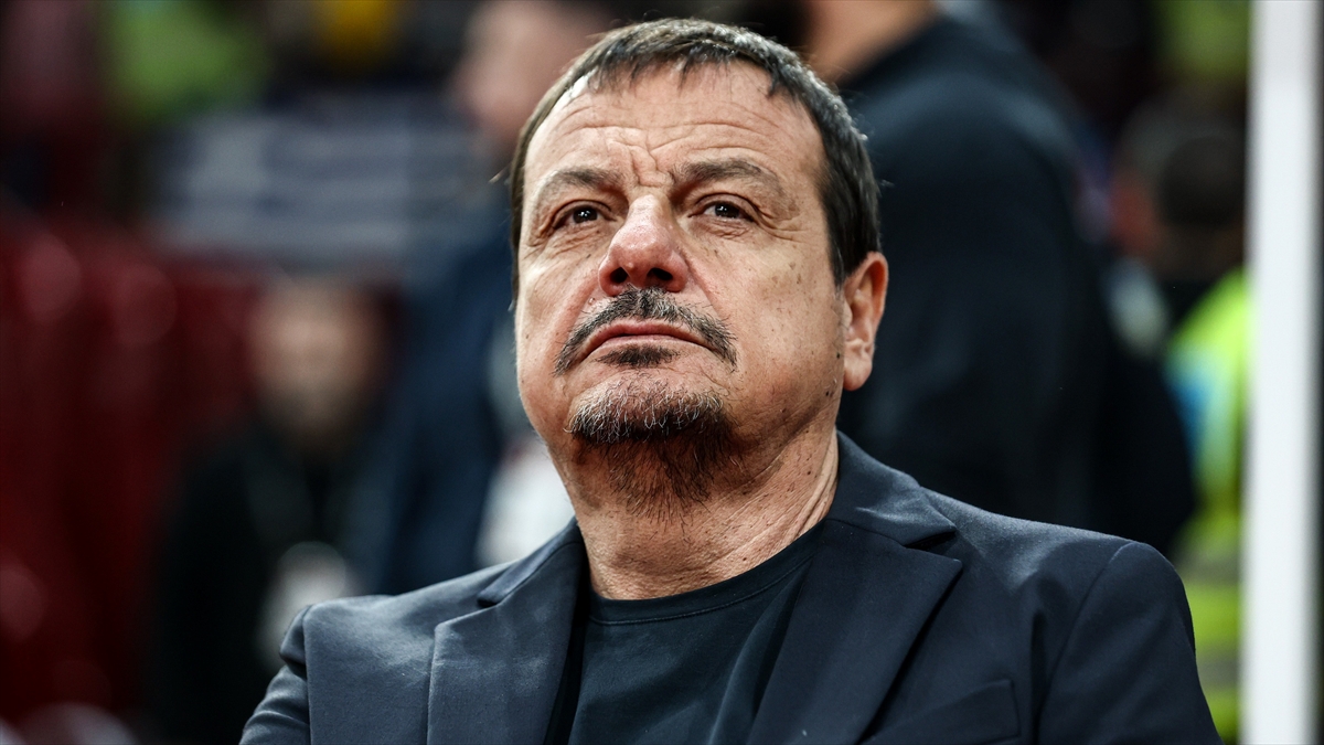 Panathinaikos Başantrenörü Ergin Ataman’dan Olympiakos taraftarına tepki Panathinaikos Başantrenörü Ergin Ataman’dan Olympiakos taraftarına tepki