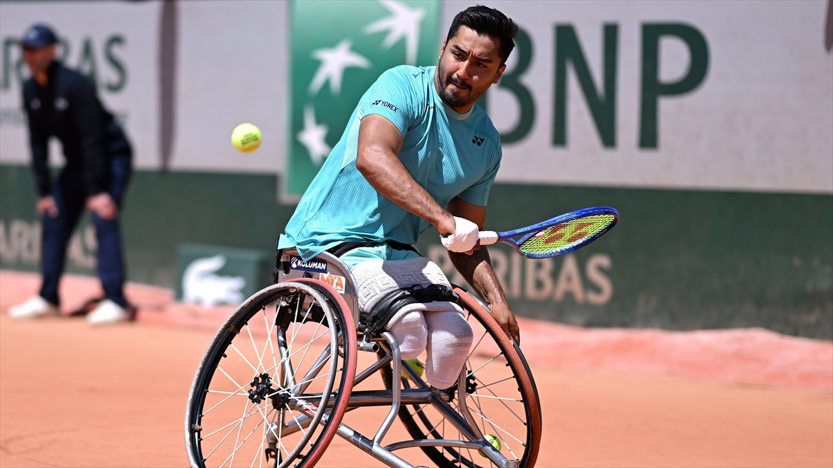 Para tenisçi Ahmet Kaplan, Fransa Açık’ta adını finale yazdırdı