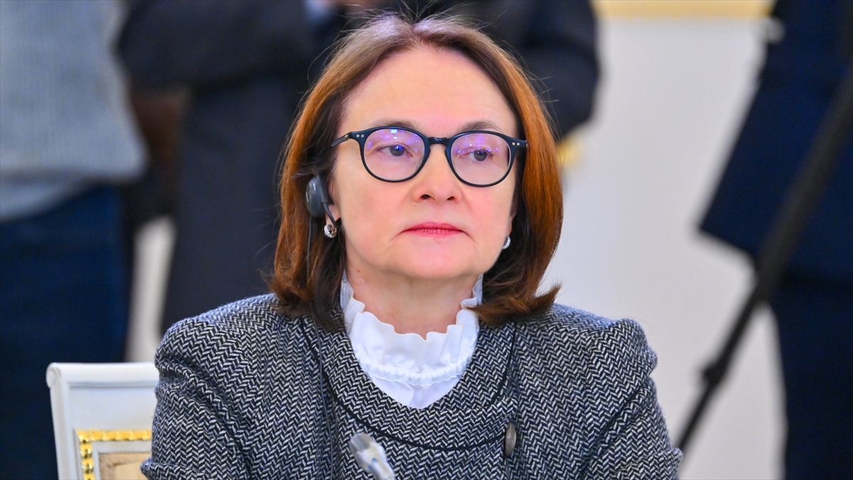 Rusya Merkez Bankası Başkanı Nabiullina’dan “Faiz indirimleri yavaşlayabilir” sinyali Rusya Merkez Bankası Başkanı Nabiullina’dan “Faiz indirimleri yavaşlayabilir” sinyali
