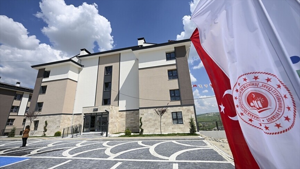 TOKİ’nin 64 ildeki 20 bin konut için açık satış kampanyası yarın başlıyor TOKİ’nin 64 ildeki 20 bin konut için açık satış kampanyası yarın başlıyor