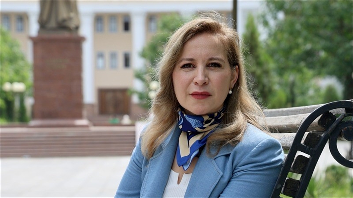 Türk akademisyen Avrupa arşivlerindeki “kayıp” Timurlu mirasının izini sürdü Türk akademisyen Avrupa arşivlerindeki “kayıp” Timurlu mirasının izini sürdü