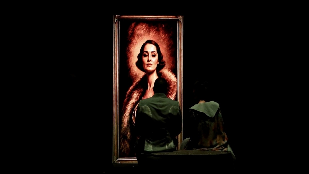 Türk edebiyatının unutulmaz eseri “Kürk Mantolu Madonna” sahneye taşınıyor Türk edebiyatının unutulmaz eseri “Kürk Mantolu Madonna” sahneye taşınıyor