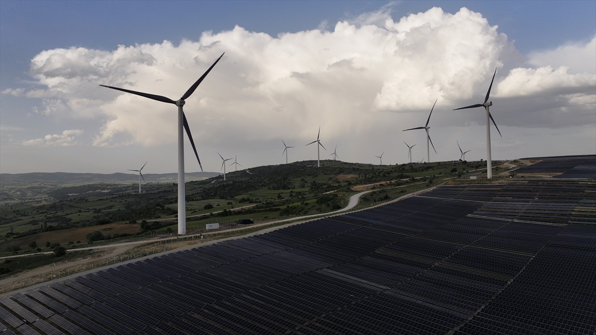 Türkiye’nin ev sahipliğindeki iklim zirvesi COP31, fosil yakıtlardan uzaklaşmak için fırsat olarak görülüyor