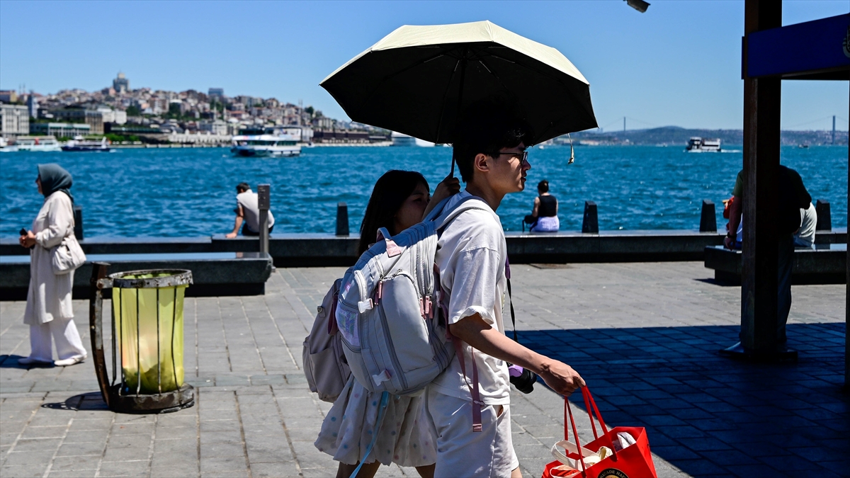 Türkiye’nin üç büyük kentinde sıcak hava dalgaları artıyor, soğuk hava dalgaları azalıyor