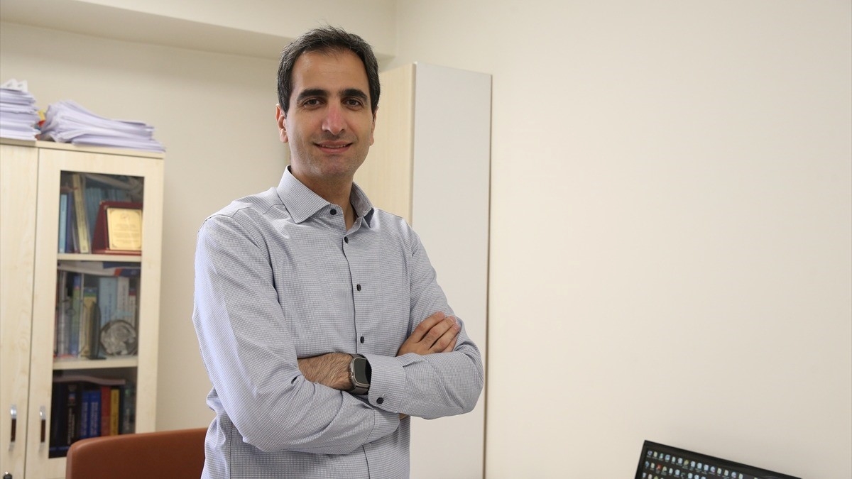 YKS öncesi ailelere “çocuklarının yanında olduklarını hissettirmeleri” önerisi