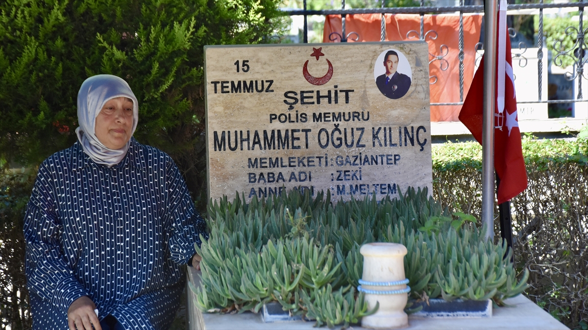 15 Temmuz şehitleri, darbe girişiminin 10’uncu yılında anılıyor 15 Temmuz şehitleri, darbe girişiminin 10’uncu yılında anılıyor