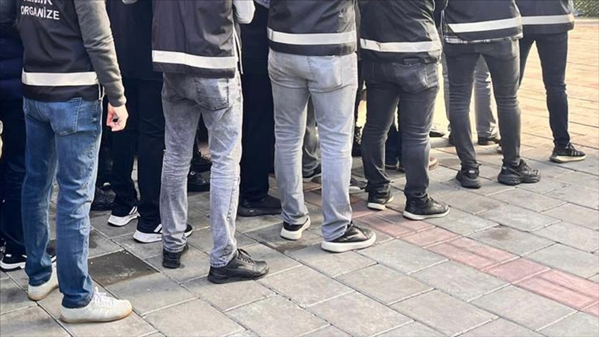 81 ildeki FETÖ operasyonlarında gözaltı sayısı 704 oldu