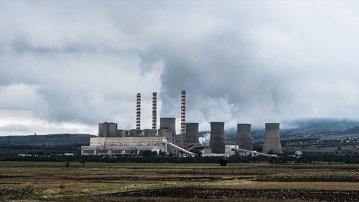 AB, yılda 260 milyar avro tasarruf etme hedefiyle elektrifikasyonu hızlandırıyor AB, yılda 260 milyar avro tasarruf etme hedefiyle elektrifikasyonu hızlandırıyor