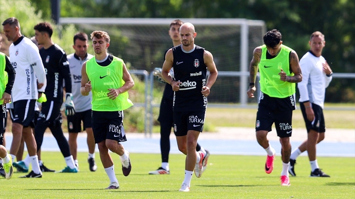 Beşiktaş, Slovakya’daki ilk çalışmasını yaptı Beşiktaş, Slovakya’daki ilk çalışmasını yaptı
