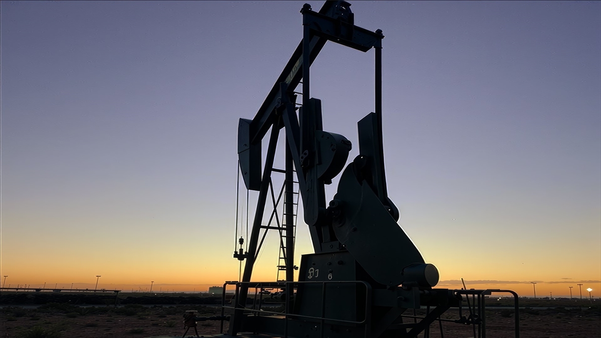 Brent petrol Rusya’ya yönelik yeni ABD yaptırımı beklentisiyle yüzde 5’e yakın yükseldi