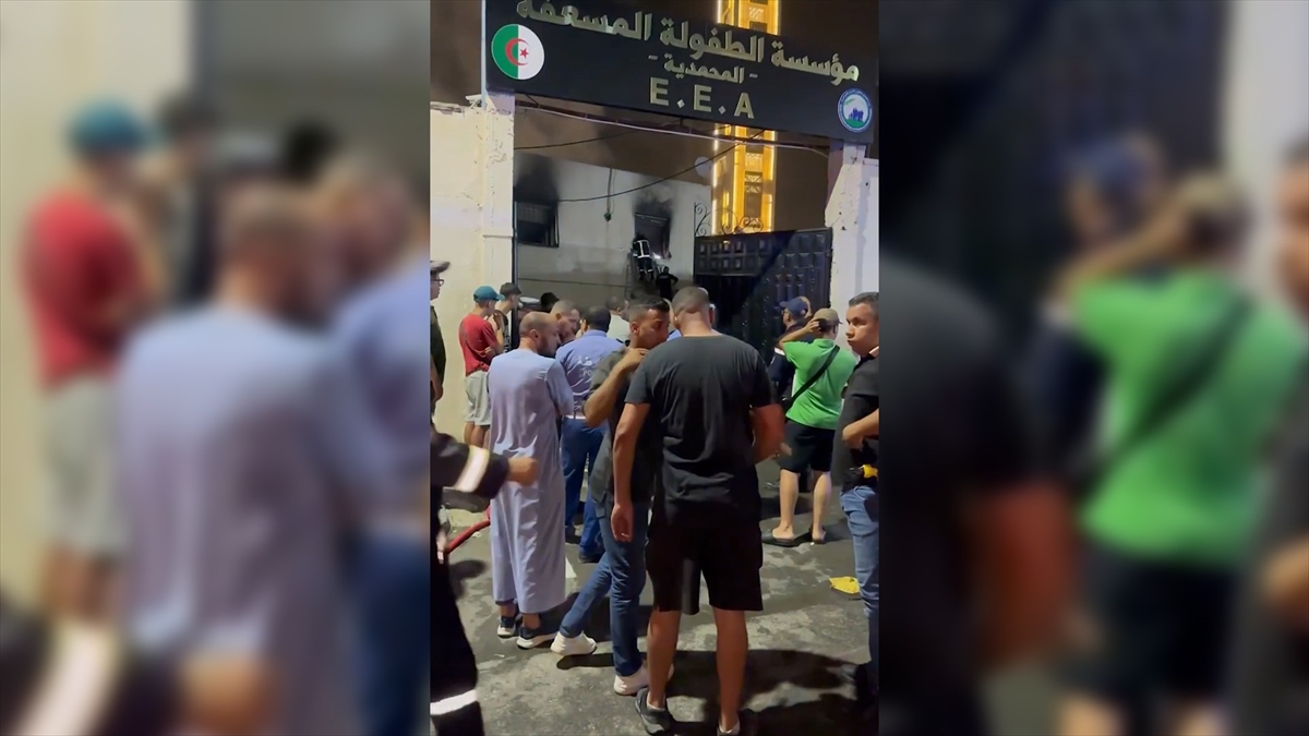 Cezayir’de yetimhanede çıkan yangında çoğu çocuk 11 kişi hayatını kaybetti Cezayir’de yetimhanede çıkan yangında çoğu çocuk 11 kişi hayatını kaybetti