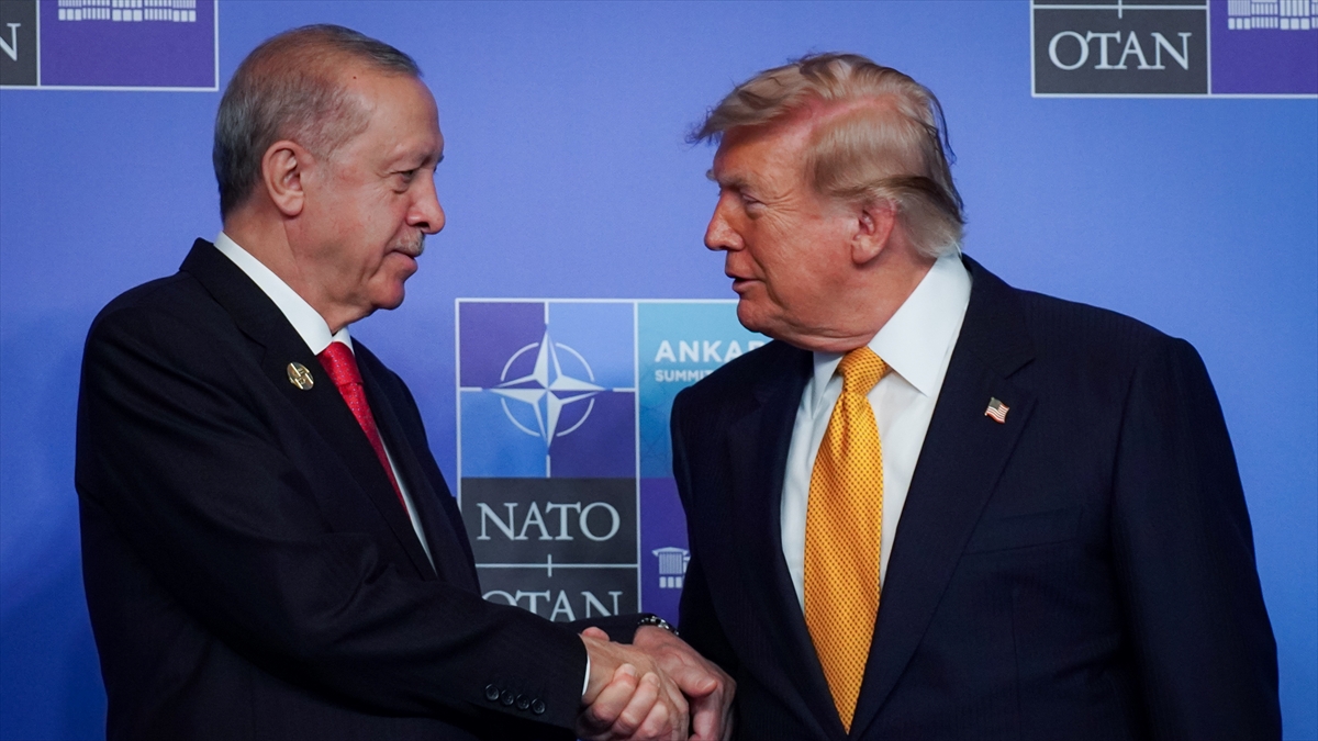 Cumhurbaşkanı Erdoğan’dan NATO Zirvesi’nde yoğun diplomasi trafiği Cumhurbaşkanı Erdoğan’dan NATO Zirvesi’nde yoğun diplomasi trafiği