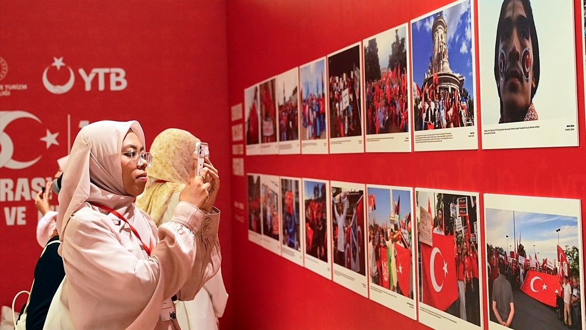 Farklı coğrafyalardan gençler, 15 Temmuz’un 10. yılında Demokrasi ve Özgürlükler Adası’nda buluştu